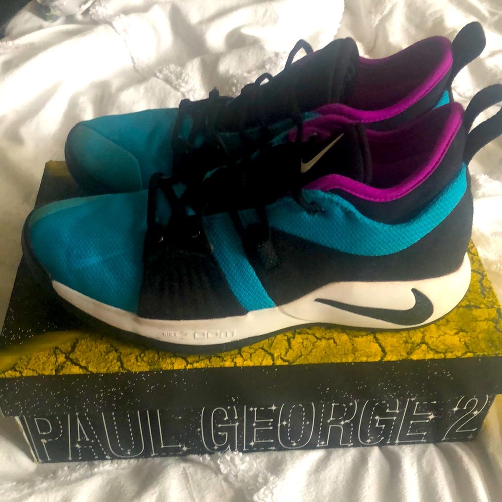 Nike PG 2
